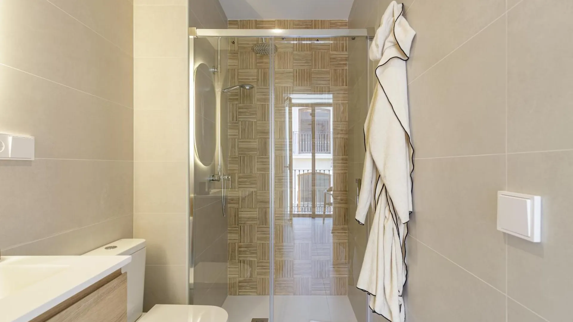 Aparthotel Cervantes Suites Malaga
